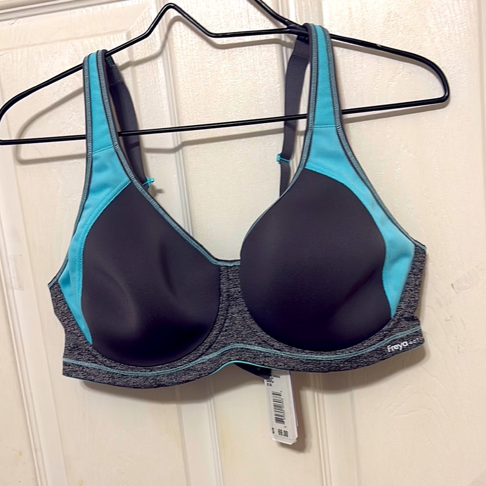 Freya Active High Support Underwire Sports Bra - Black & Teal. 38C